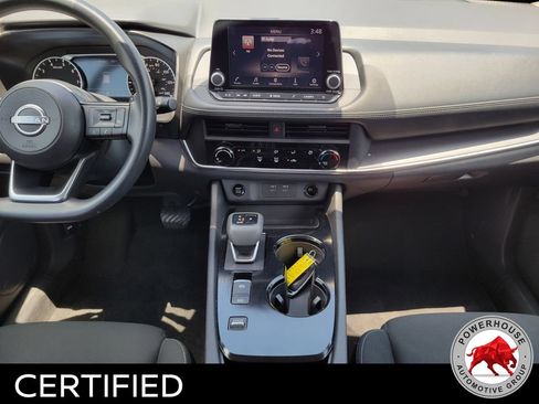Used 2024 Nissan Rogue S FWD image 18