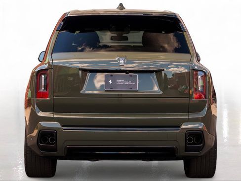 Used 2025 Rolls-Royce Cullinan Black Badge AWD/4WD image 11