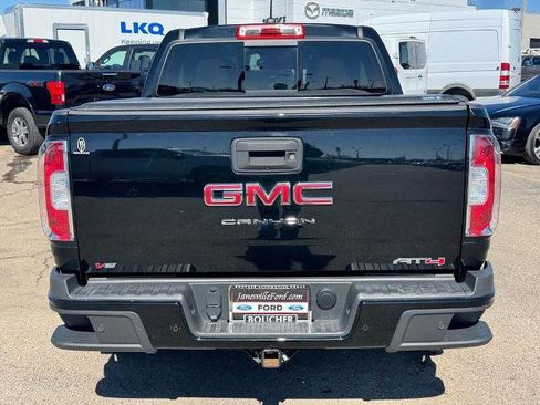 Used 2022 GMC Canyon AT4 w/ Trailering Package AWD/4WD image 4