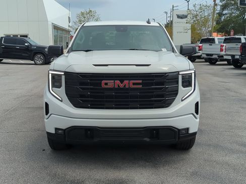 Used 2025 GMC Sierra 1500 Elevation AWD/4WD image 9