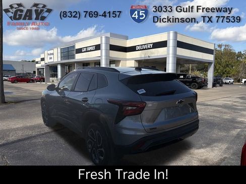 Certified 2025 Chevrolet Trax RS w/ Sunroof Package image 7