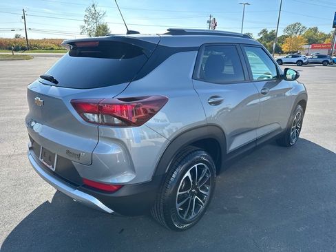 Used 2024 Chevrolet TrailBlazer LT image 5