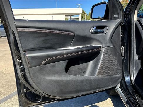 Used 2019 Dodge Journey GT image 19