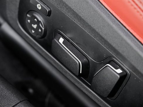 Used 2025 BMW M3 Competition AWD/4WD image 21