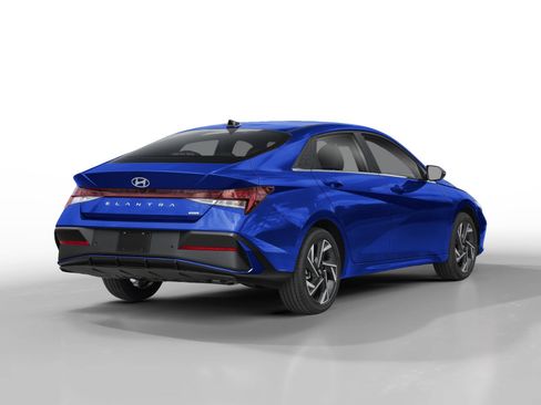 New 2025 Hyundai Elantra Limited image 2