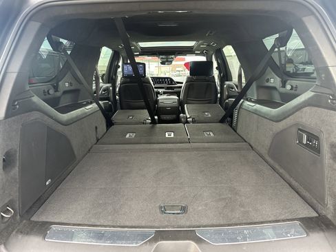 Used 2021 Cadillac Escalade ESV Sport Platinum w/ LPO, ONYX Package image 29