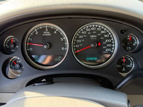 Used 2011 Chevrolet Tahoe LTZ image 21