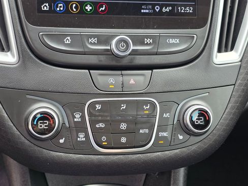 Used 2025 Chevrolet Malibu LT image 24