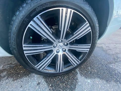 Used 2023 Volvo XC90 B6 Ultimate image 14