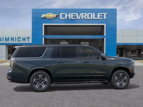 New 2026 Chevrolet Suburban Z71 AWD/4WD image 5