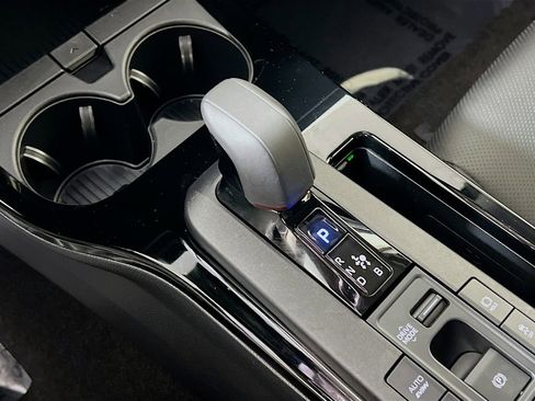 Used 2024 Toyota Prius Prime FWD image 16