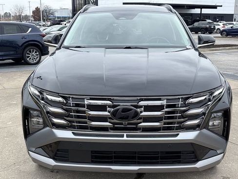 Used 2025 Hyundai Tucson Limited image 13