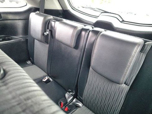 Used 2015 Toyota Highlander Plus image 28