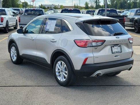 Used 2020 Ford Escape SE AWD/4WD image 3