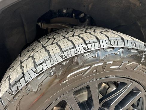 Used 2024 GMC Sierra 1500 Elevation w/ Elevation Premium Package image 28