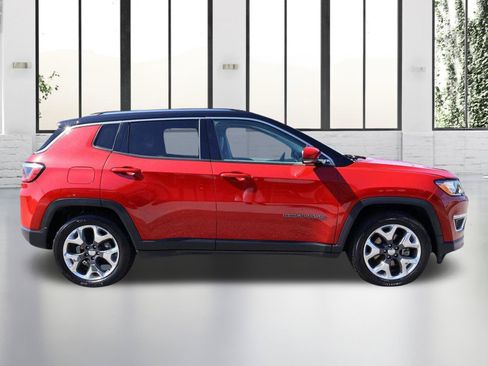 Used 2019 Jeep Compass Limited FWD image 6