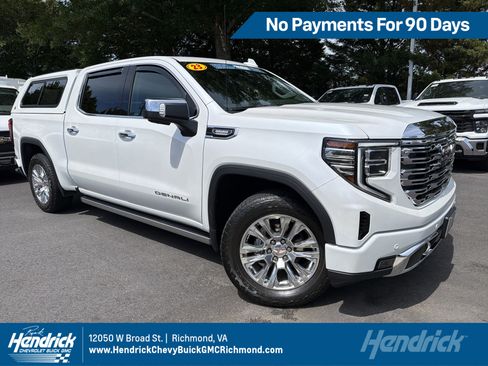 Used 2023 GMC Sierra 1500 Denali w/ Technology Package AWD/4WD image 1