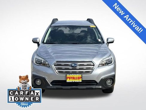 Used 2017 Subaru Outback 2.5i Premium AWD/4WD image 3