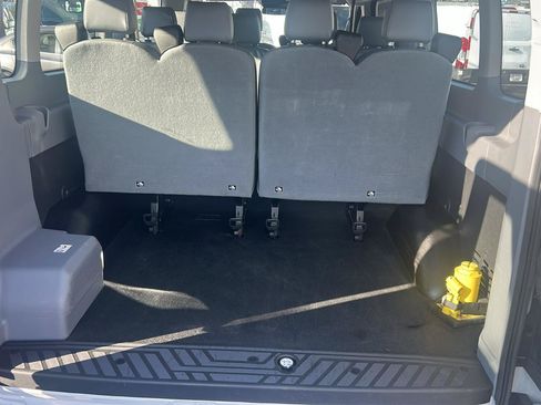 Used 2018 Ford Transit 350 XL RWD image 11