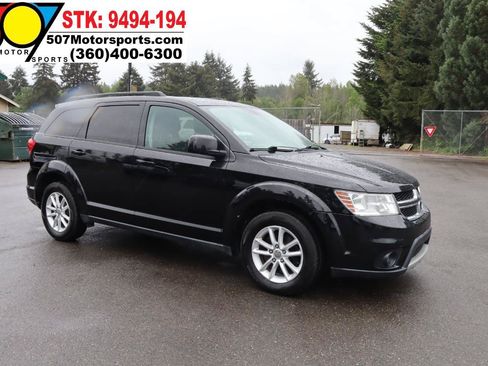 Used 2015 Dodge Journey SXT w/ Flexible Seating Group FWD image 11