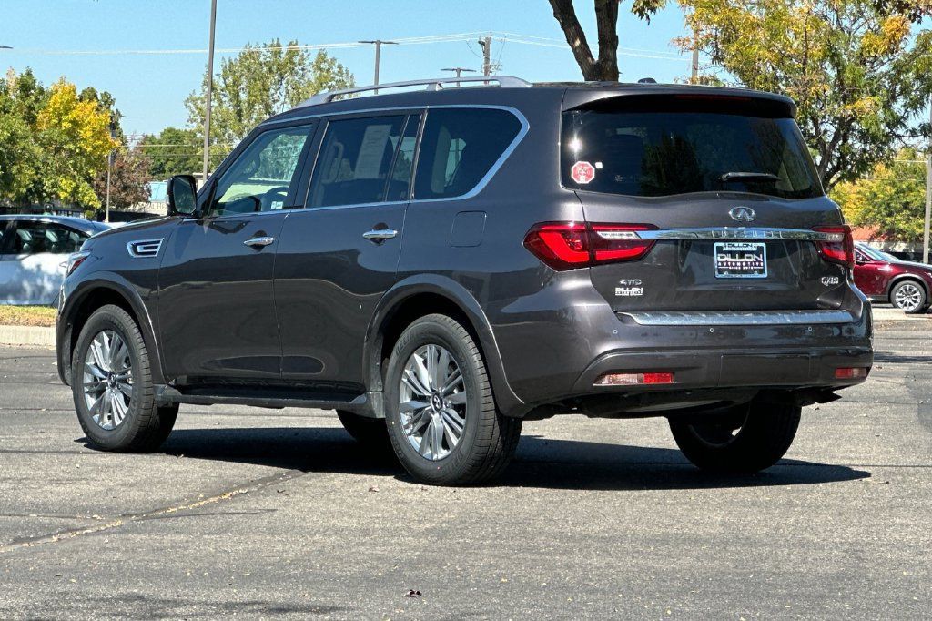 Used 2022 INFINITI QX80 Luxe w/ Cargo Package AWD/4WD image 9