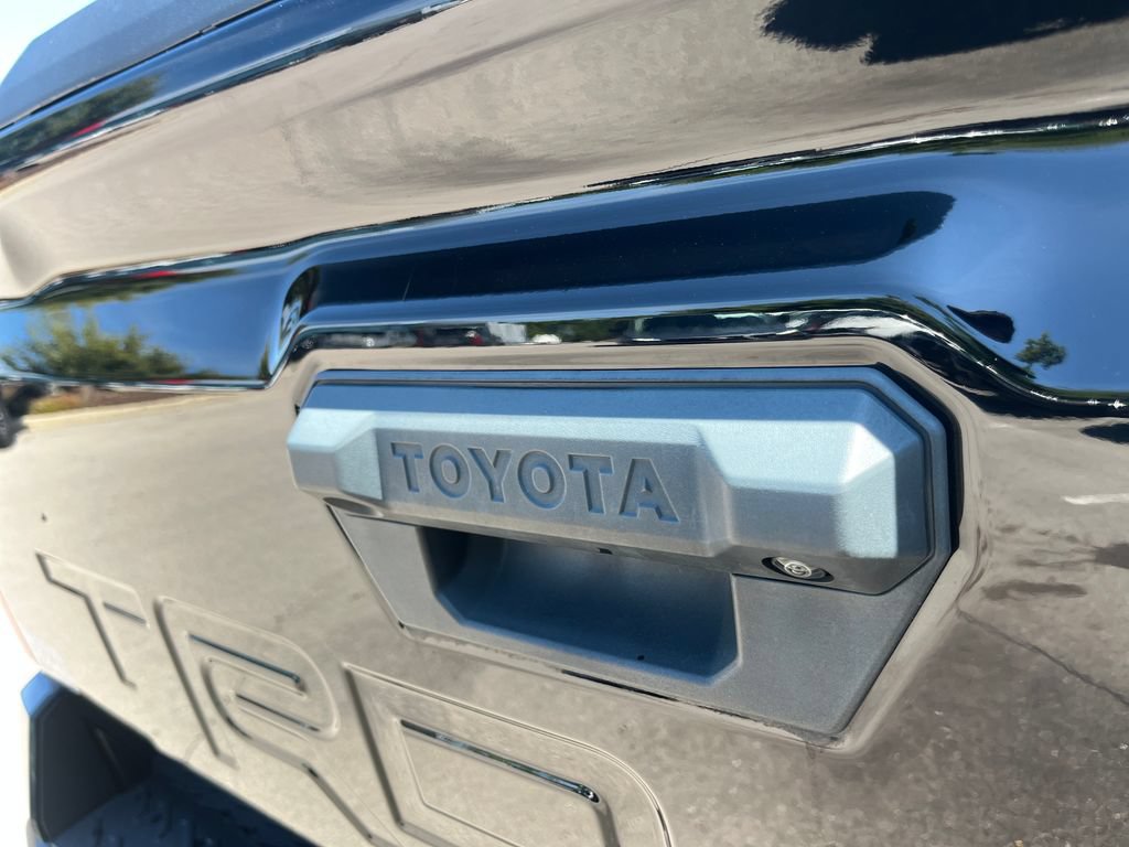 Used 2024 Toyota Tacoma TRD Pro AWD/4WD image 41