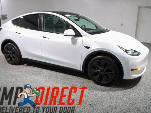 Used 2024 Tesla Model Y Long Range image 6