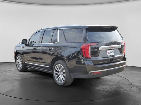 Used 2024 GMC Yukon Denali w/ Denali Reserve Package AWD/4WD image 7