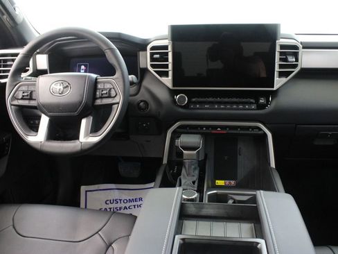 Used 2026 Toyota Tundra Limited w/ Power Package AWD/4WD image 9