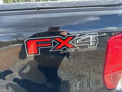 Used 2021 Ford Ranger XLT w/ Equipment Group 301A Mid image 9