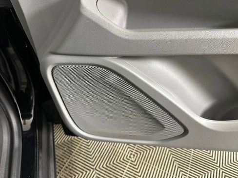 Used 2022 GMC Terrain SLT image 29