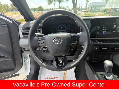 Used 2026 Toyota Camry SE FWD image 13