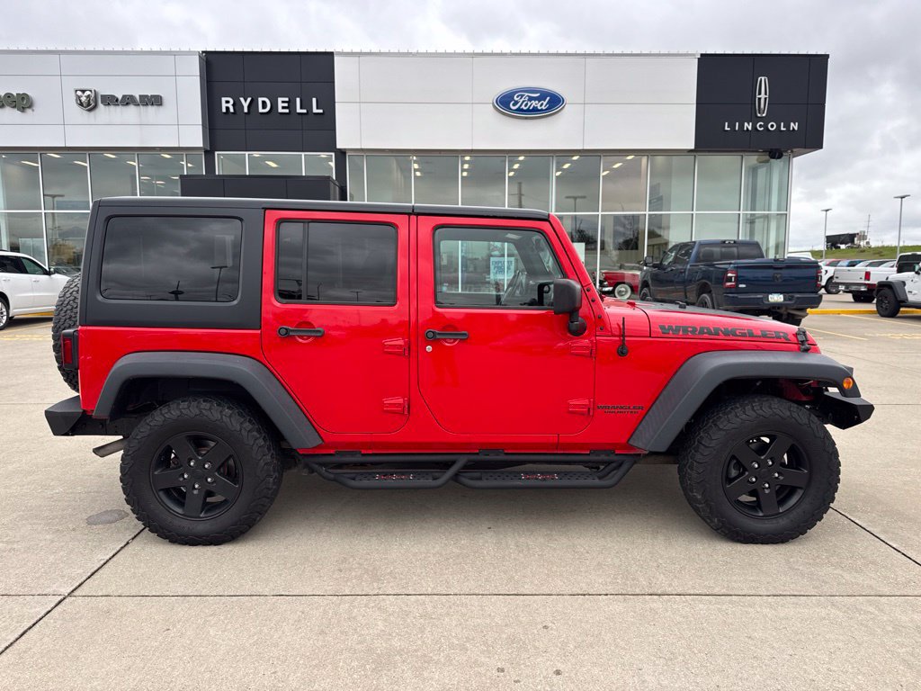 Used 2017 Jeep Wrangler Unlimited Sport AWD/4WD image 2