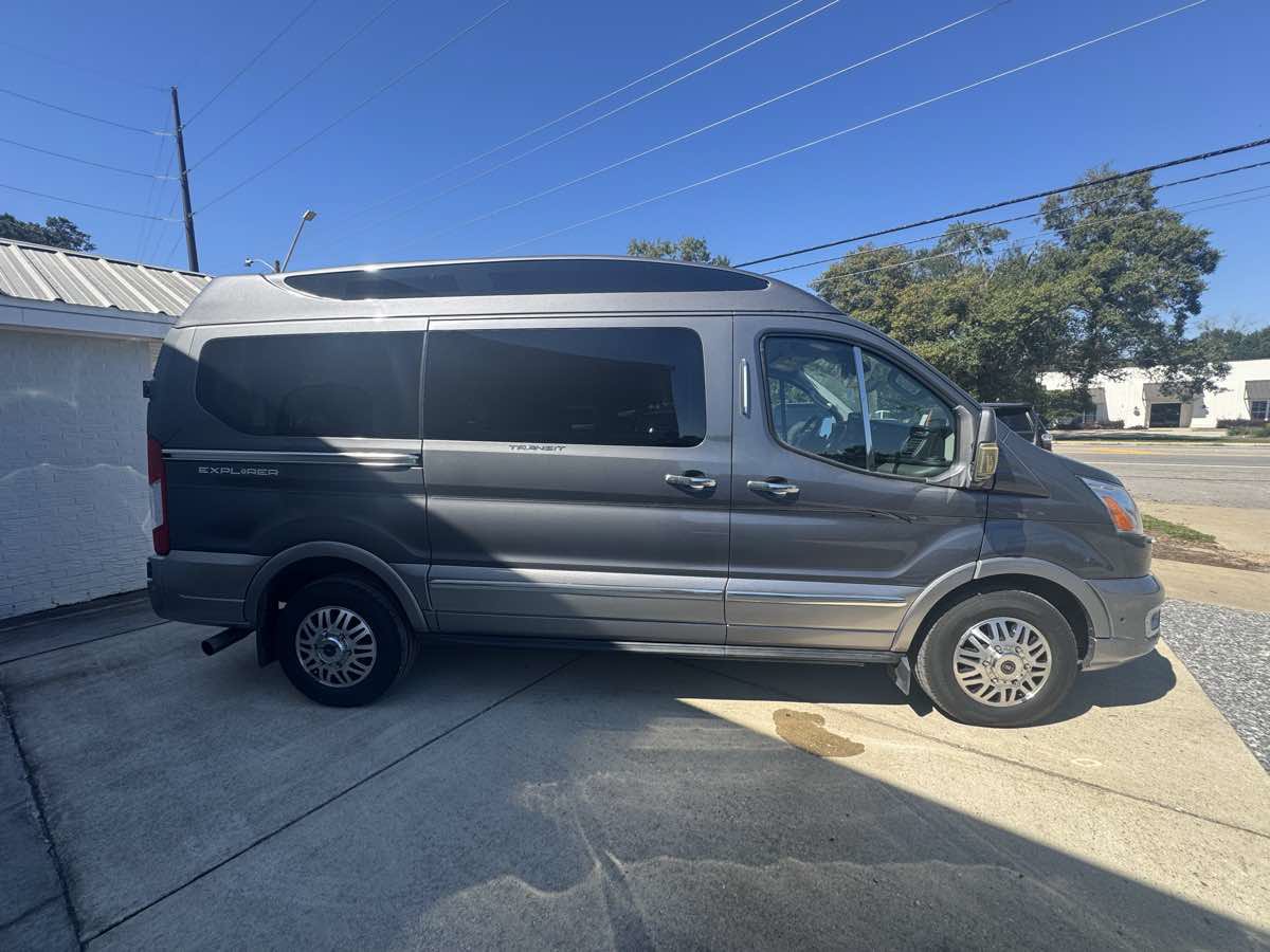 Used 2021 Ford Transit 150 Low Roof AWD w/ Exterior Upgrade Package image 5