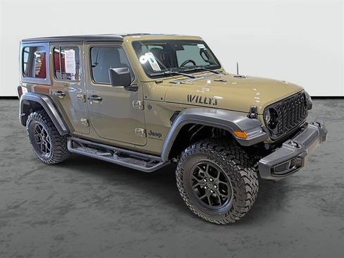 Used 2025 Jeep Wrangler Unlimited Sport AWD/4WD image 5