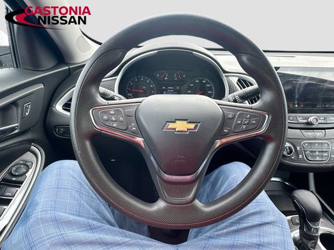 Used 2024 Chevrolet Malibu LT FWD image 14