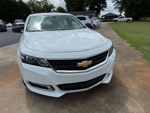 Used 2018 Chevrolet Impala LS FWD image 6