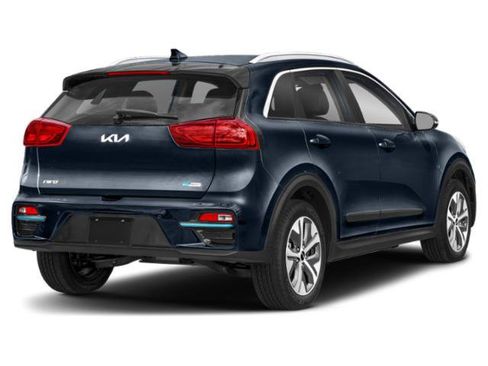 Certified 2022 Kia Niro EX Premium w/ Cold Weather Package FWD image 2