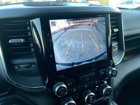 Used 2024 RAM 1500 Laramie image 17