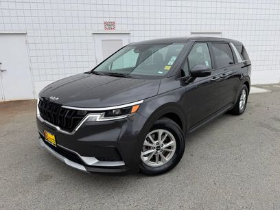 Used 2024 Kia Carnival LX