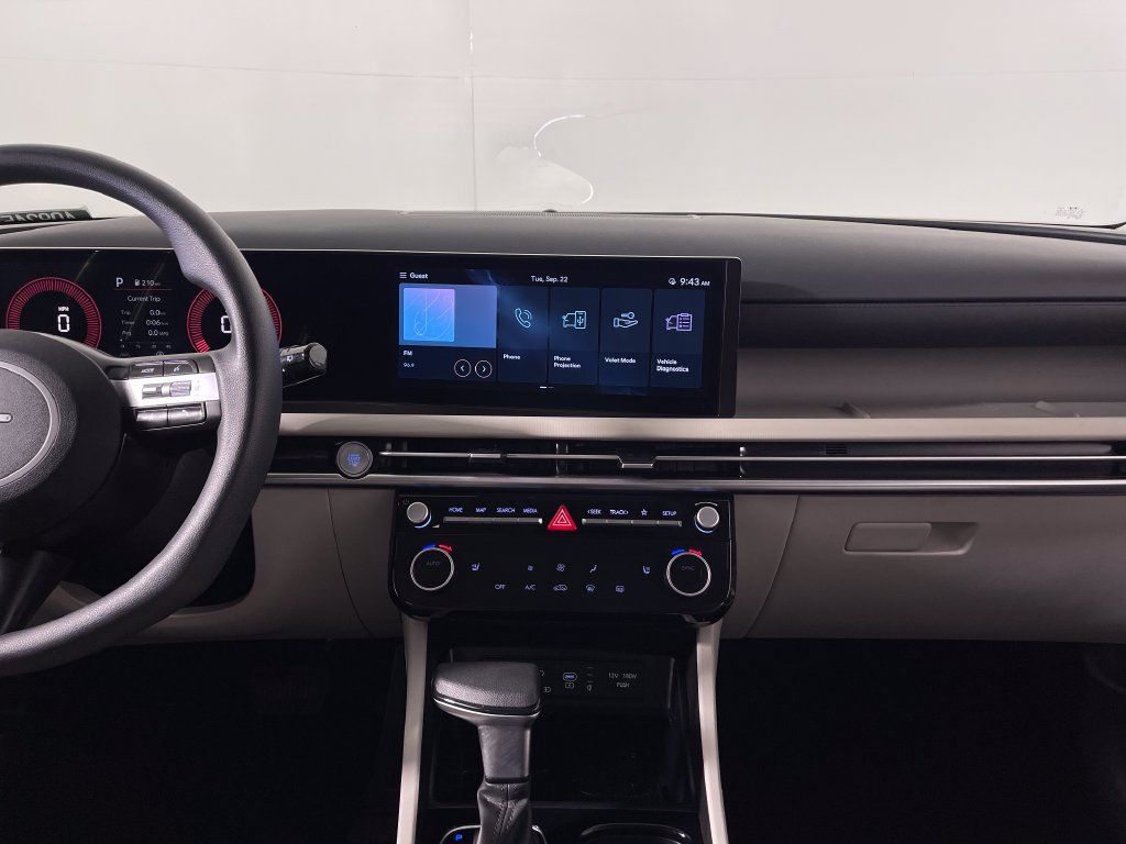 Certified 2025 Hyundai Tucson SEL FWD image 17