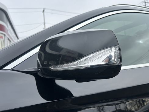 Used 2019 INFINITI QX50 Essential w/ Premium Heat Package image 9