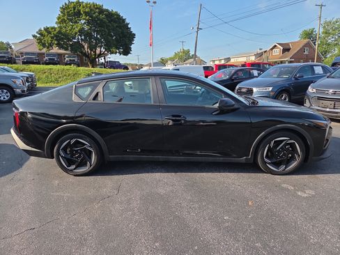 Used 2025 Kia K4 EX FWD image 2