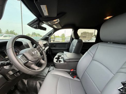 New 2027 RAM 3500 Tradesman AWD/4WD image 13