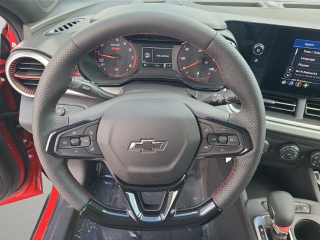 New 2026 Chevrolet Trax RS w/ Driver Confidence Package FWD image 24