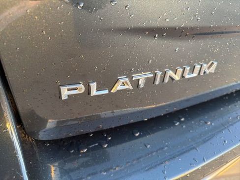 Used 2025 Ford Expedition Platinum w/ Driver's Package image 6