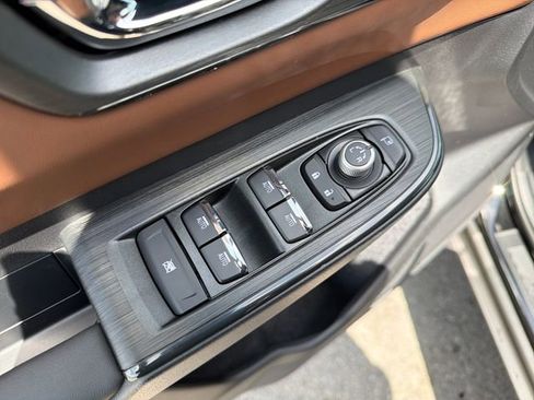 New 2026 Subaru Outback Touring AWD/4WD image 18