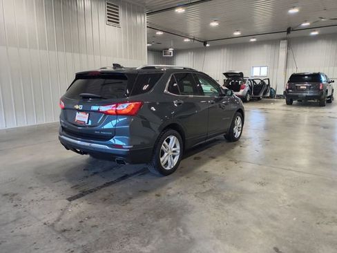 Used 2020 Chevrolet Equinox Premier AWD/4WD image 8