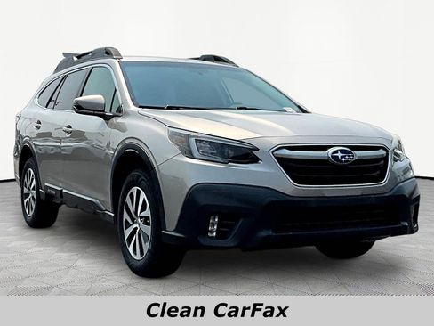 Used 2020 Subaru Outback Premium w/ Popular Package #1 AWD/4WD image 3