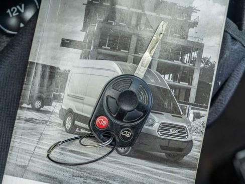 Used 2015 Ford Transit 350 XLT image 42